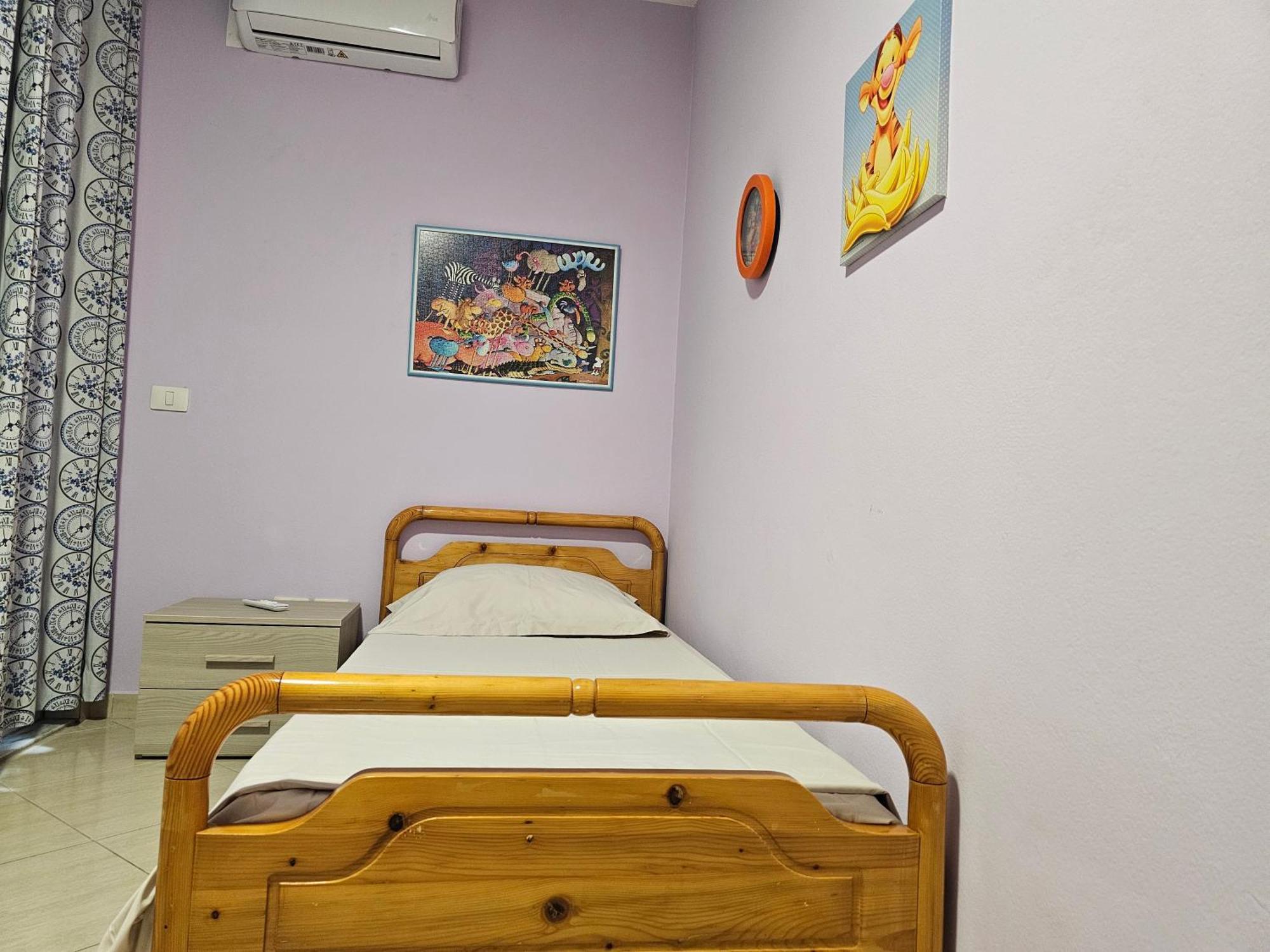 Bral 8 Two-bedroom Beachfront Durrës